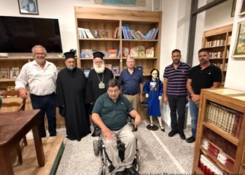 Ο Αγιασμός και τα εγκαίνια της Έκθεσης Σχολικής Συλλογής & Δανειστικής Βιβλιοθήκης Τουρλωτής από τον Σεβ. Μητροπολίτη Ιεραπύτνης και Σητείας κ. Κύριλλο