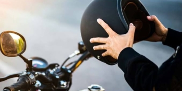 Πάνω από -2.340- παραβάσεις βεβαιώθηκαν την 57η εβδομάδα της εκστρατείας «Μηδενική ανοχή στη μη χρήση κράνους»