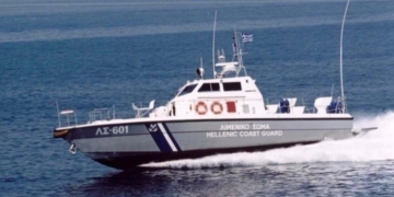 Θρίλερ στη Σύμη: Σε εξέλιξη οι έρευνες για τον εντοπισμό αγνοουμένων που επέβαιναν σε ιστιοπλοϊκό