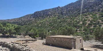 Εκτός σχεδίου δόμηση: Το Άδικο, η Βουλή, το ΣτΕ, οι Πολίτες, o Γάιδαρος, ο Σκύλος «Το σύνδρομο του βραστού βατράχου»