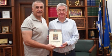 Συνάντηση του Περιφερειάρχη Κρήτης με τον Περιφερειάρχη Θεσσαλίας