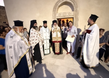 Με λαμπρότητα τα Θυρανοίξια του ανακαινισμένου Ιερού Ναού Αγίου Νικολάου Ενορίας Ζήρου