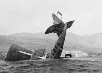 Ο Κόρφος Ελούντας σταθμός ανεφοδιασμού των υδροπλάνων της Βρετανικής αεροπορικής εταιρίας
