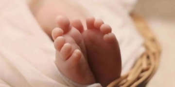 18χρονη μητέρα ξέσπασε στο νεογέννητο βρέφος της που νοσηλεύται με εγκεφαλική αιμορραγία