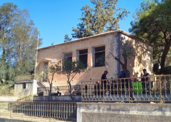 «Όλοι μαζί μπορούμε περισσότερα» – καθαρίστηκε το παλιό σχολείο Νικηθιανού