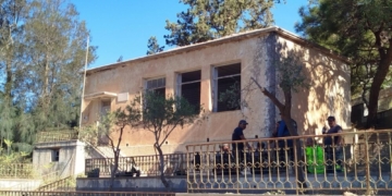 «Όλοι μαζί μπορούμε περισσότερα» – καθαρίστηκε το παλιό σχολείο Νικηθιανού