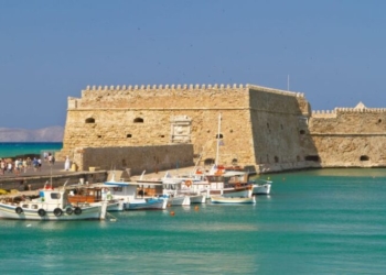 Πτώση 66χρονου ημεδαπού στη θάλασσα στο λιμάνι Ηρακλείου