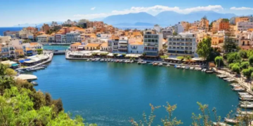 Καντάδα στον Άγιο Νικόλαο για την Παγκόσμια Ημέρα Τουρισμού
