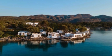 Το Minos Beach Art Hotel εντάσσεται στο δίκτυο της Virtuoso, εδραιώνοντας τη θέση του μεταξύ των κορυφαίων προορισμών φιλοξενίας διεθνώς
