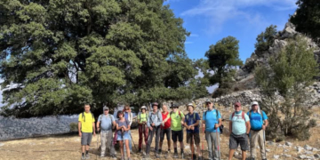 Στο Οροπέδιο Καθαρού ο Ορειβατικός Σύλλογος Αγίου Νικολάου