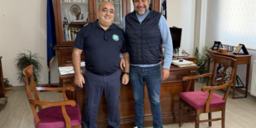 Συνάντηση εργασίας πραγματοποιήθηκε στο γραφείο του Αντιπεριφερειάρχη Λασιθίου με τον Λιμενάρχη Ιεράπετρας