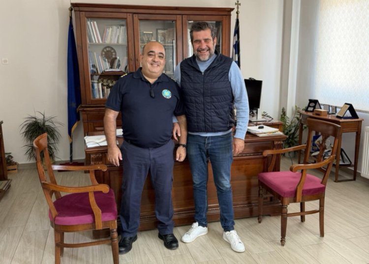 Συνάντηση εργασίας πραγματοποιήθηκε στο γραφείο του Αντιπεριφερειάρχη Λασιθίου με τον Λιμενάρχη Ιεράπετρας