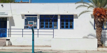 Όχι στην παραχώρηση του παλιού σχολείου της Βασιλικής