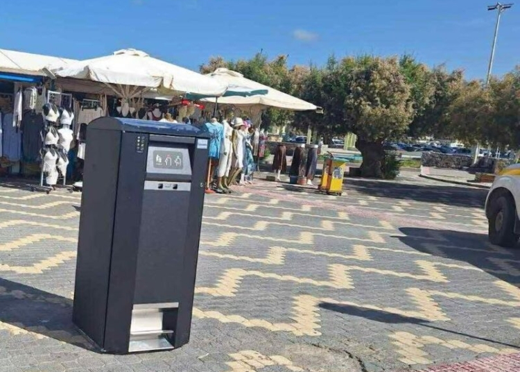 Ιεράπετρα: Τοποθετήθηκαν οι πρώτοι 4 υπερσύγχρονοι κάδοι απορριμμάτων
