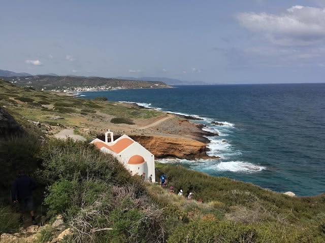 Πεζοπορία στην περιοχή της Μιλάτου