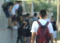 Στα 12 δεν σηκώνεις γροθιά – Και δεν βγάζεις το κινητό