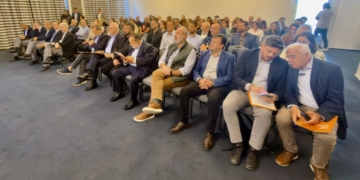 Αρναουτάκης: «Να περάσουμε από τη γραφειοκρατία στην πραγματική Περιφερειακή Διακυβέρνηση»