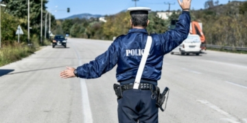 Πάνω από -1.400- παραβάσεις βεβαιώθηκαν την 69η εβδομάδα της εκστρατείας «Μηδενική ανοχή στη μη χρήση κράνους»