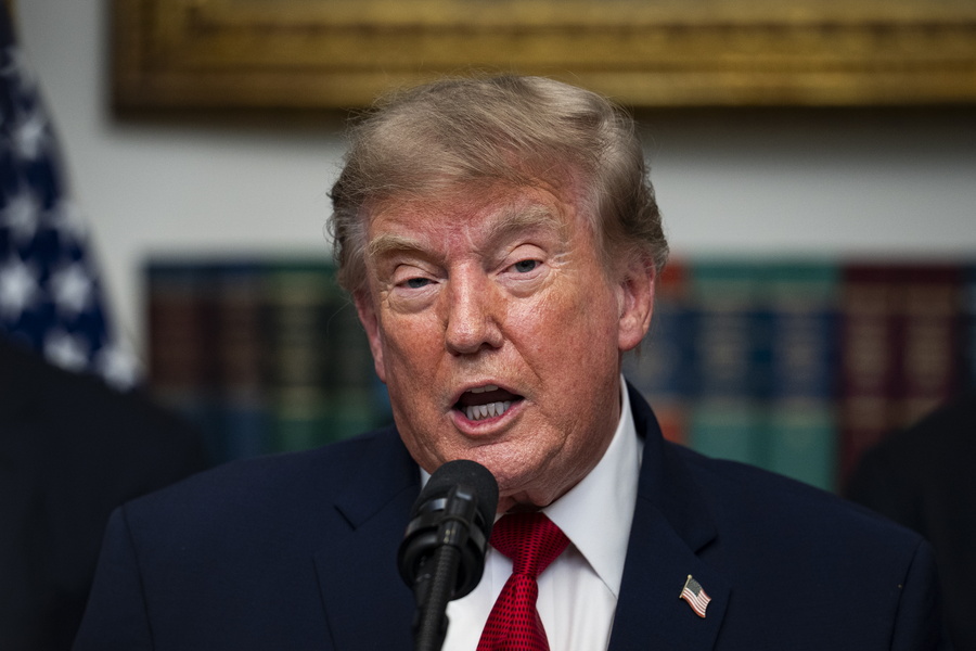 epa13179626 US President Donald Trump speaks during a meeting with crypto and prediction market executives in the Roosevelt Room of the White House in Washington, DC, USA, 19 August 2026. EPA/AL DRAGO / POOL