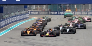 F1: Η FIA επιβάλλει νέους κανόνες για να κλείσει το «παραθυράκι» στο ανώτατο όριο δαπανών