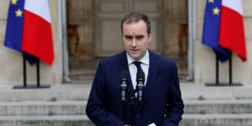 Λεκορνί: Η Γαλλία θα αποδεσμεύσει 10 εκατ. βαρέλια ντίζελ από τα στρατηγικά της αποθέματα