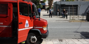 Κλειστό το σχολικό συγκρότημα της Γκράβας – Με τηλεκπαίδευση τα μαθήματα – Ξεκινούν οι έλεγχοι για την οσμή του αερίου